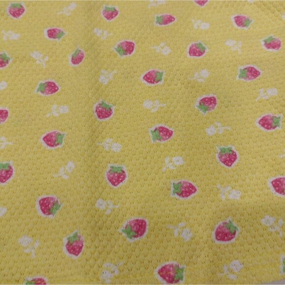 Vintage Garanimals Girls 18M 2pc Outfit Short Sleeve Shirt Shorts Strawberries - Picture 3 of 6